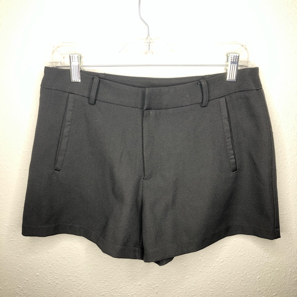 Sophie Rue Black Shorts with Pockets size Large